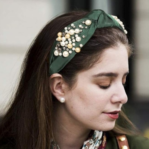 NWOT Dark Green Knotted Headband with Faux Pearl & Bead Embellishments 💚🦪 - Picture 13 of 13